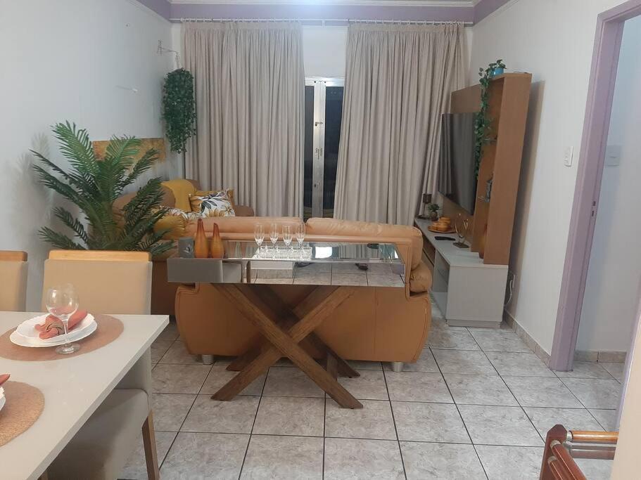 Apto Amplo, Confortavel, Bem Localizado, Asturias Гуаружа Экстерьер фото